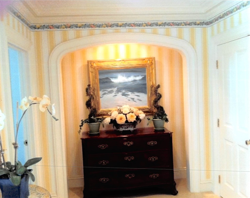 Smaller curved cased opening